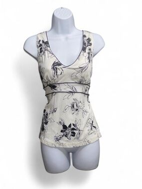 Bamboo Traders Cream Tank Top with Black Floral Print